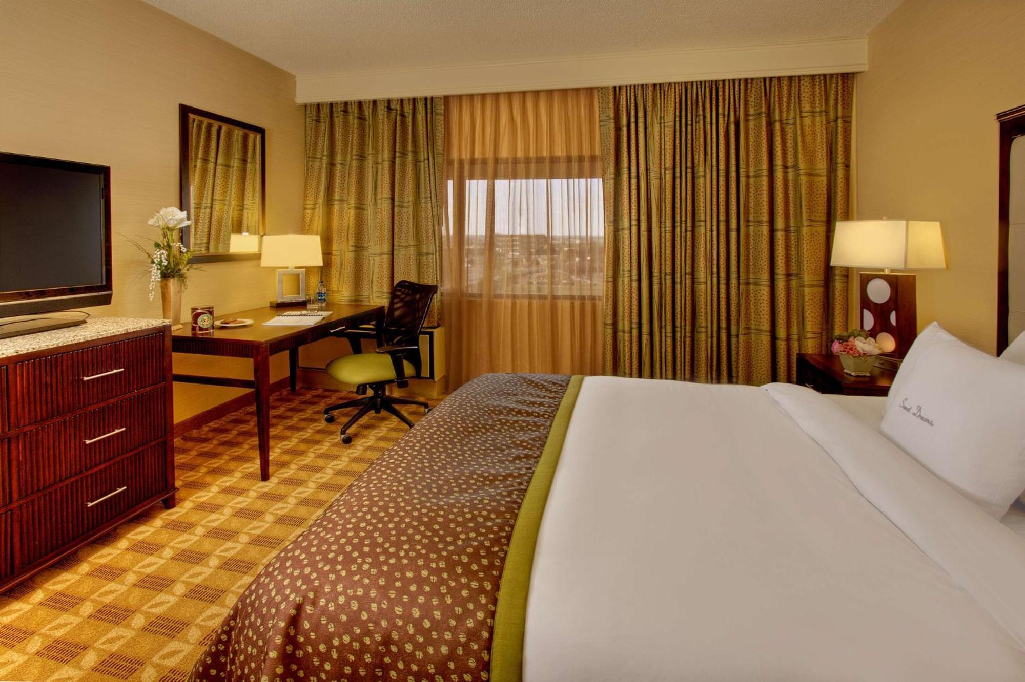 Doubletree By Hilton Little Rock Hotel Exterior foto
